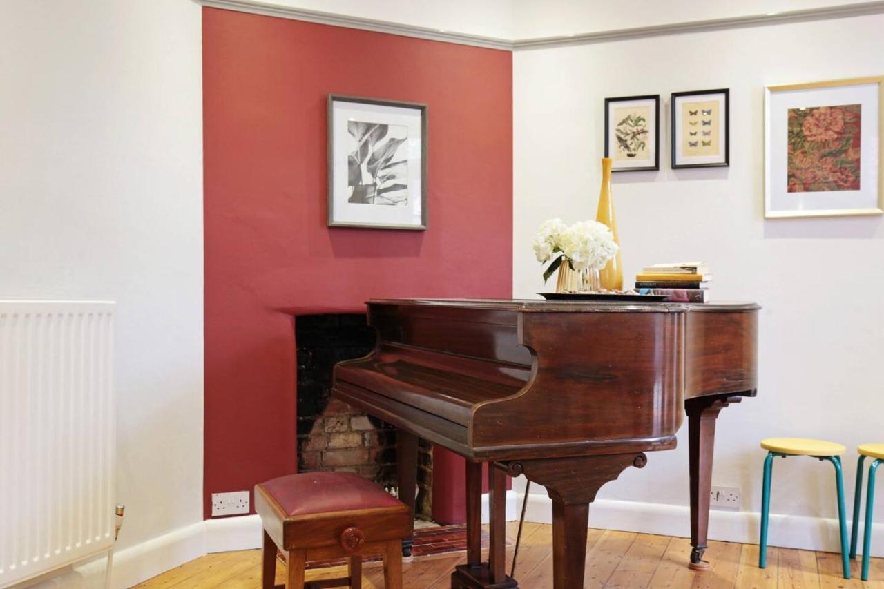 Villa The Majestic Oxford House - Piano - Garden Exterior foto
